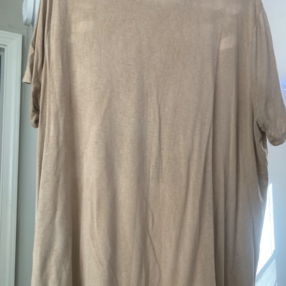 Tee - Picture 4 of 4